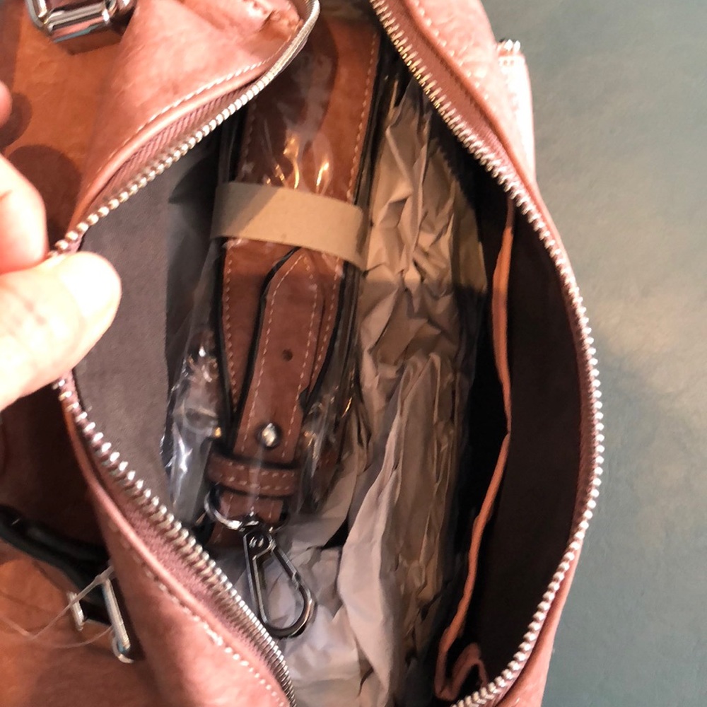Studded handbag - Picture 3 of 6